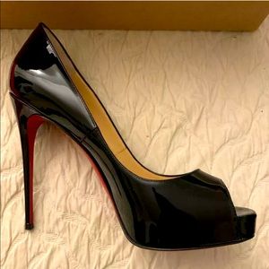 Christian Louboutin New Very Prive 120 Patent
